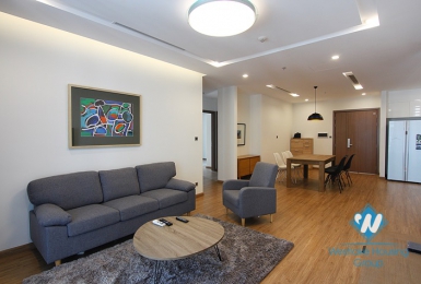 Three bedrooms in Vinhome Metropolis Building for rent